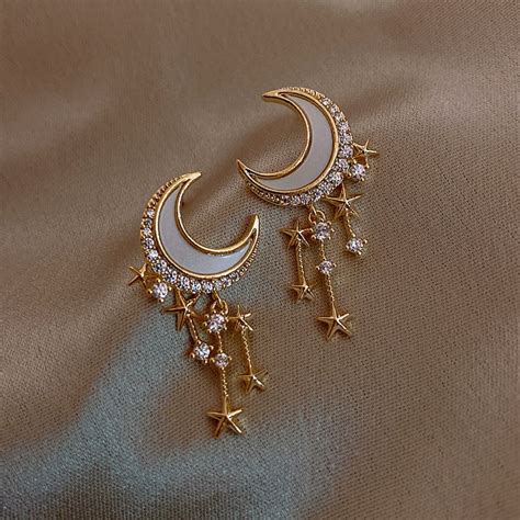 Moon magic earrings